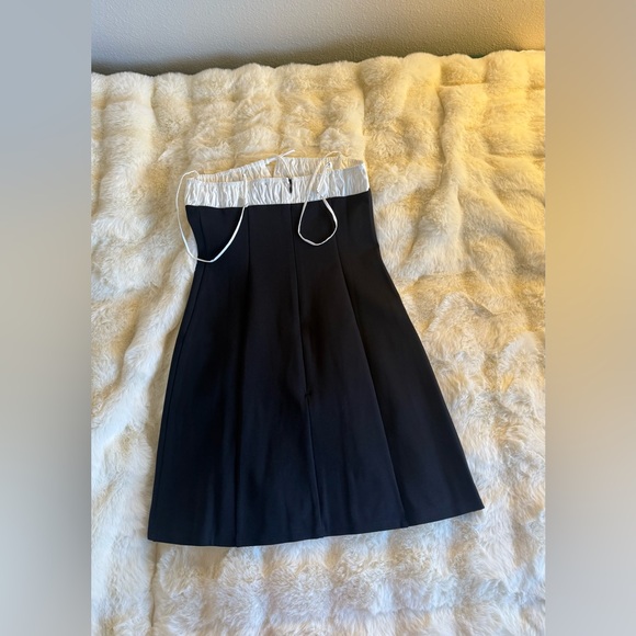 Reformation Sadie Knit Dress In Black White, brand new, never worn, no flaws. - Picture 13 of 14